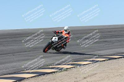 media/Oct-13-2025-Moto Forza (Mon) [[a66d839500]]/4-C Group/Session 2 (Bowl)/